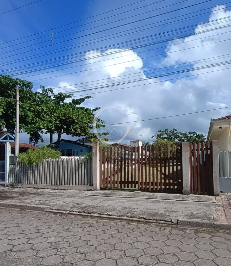 TERRENO IMPERDÍVEL EM IPANEMA