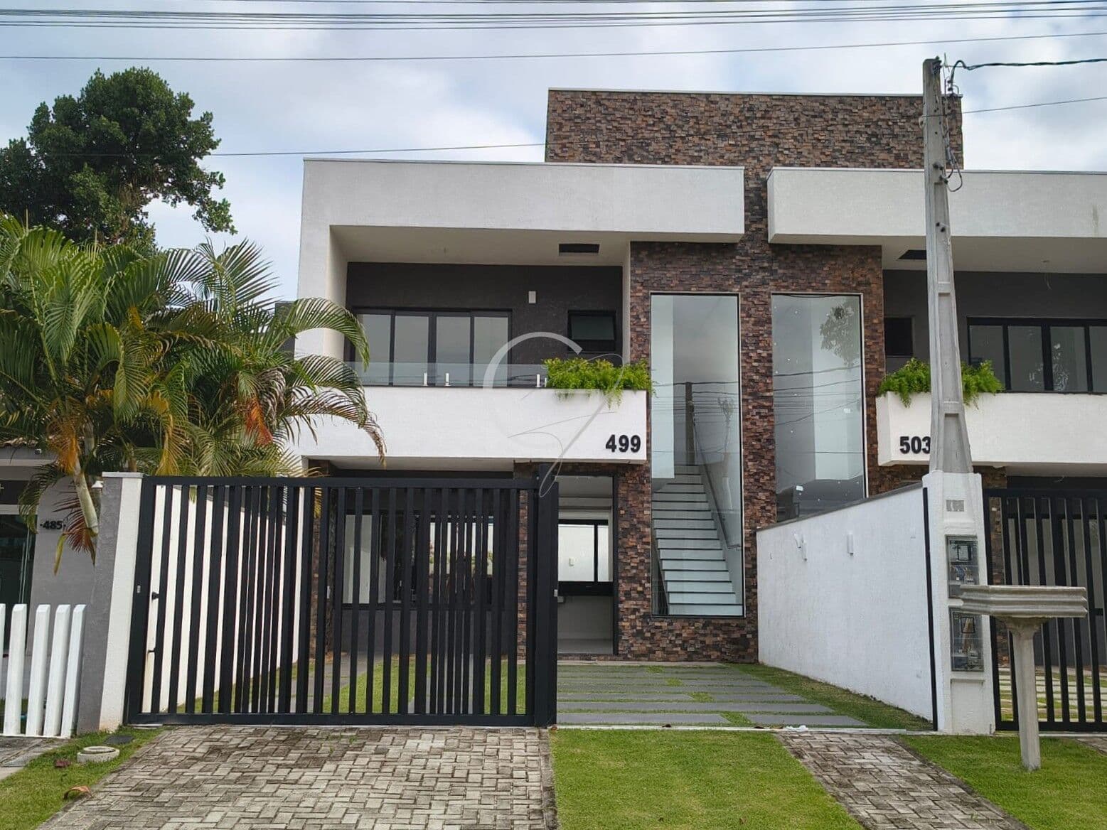 SOBRADO ALTO PADRÃO EM SANTA TEREZINHA