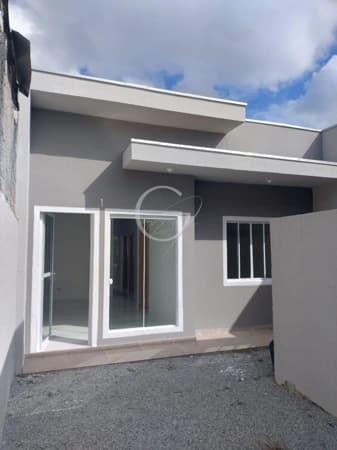 RESIDÊNCIA NOVA EM PADRÃO MODERNO NO BALNEÁRIO MONÇÕES!!