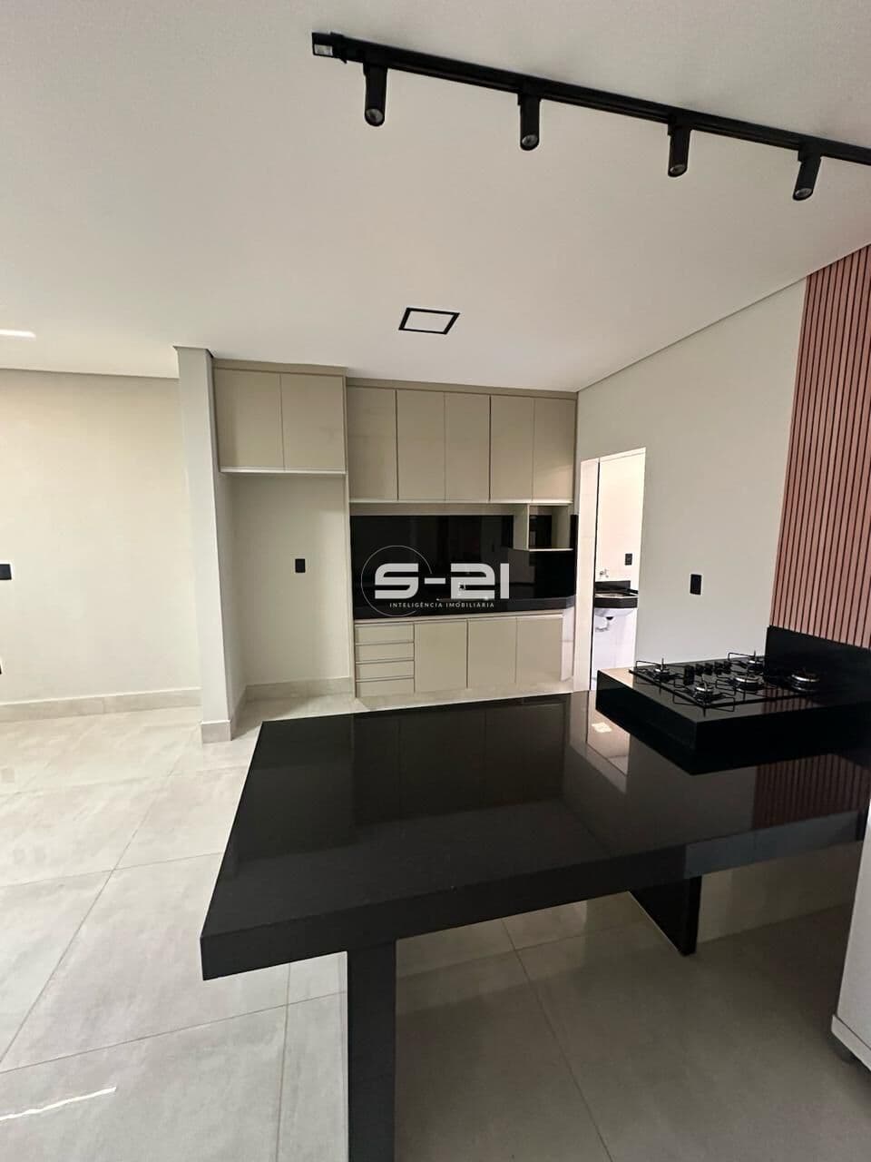 Apartamento à Venda, Moema - Franca/SP
