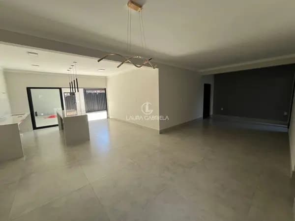 Casa à venda em Franca/SP