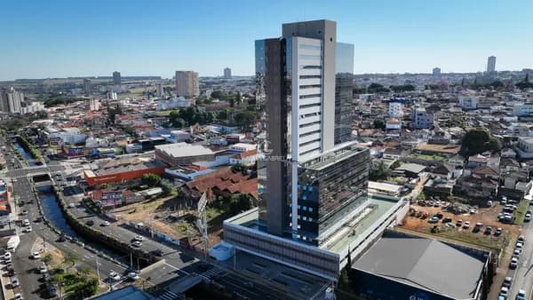 Sala à venda em Franca/SP