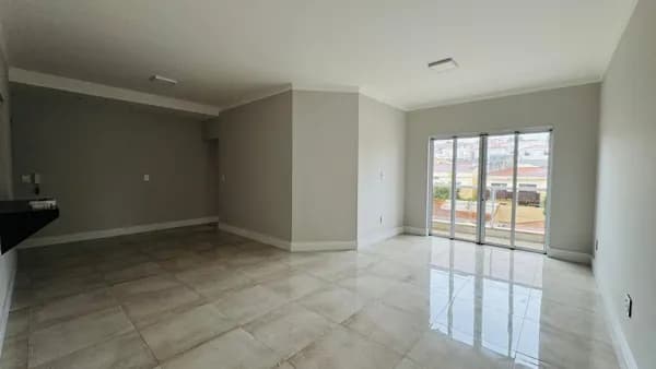 Apartamento Amplo, Centro - Franca/SP