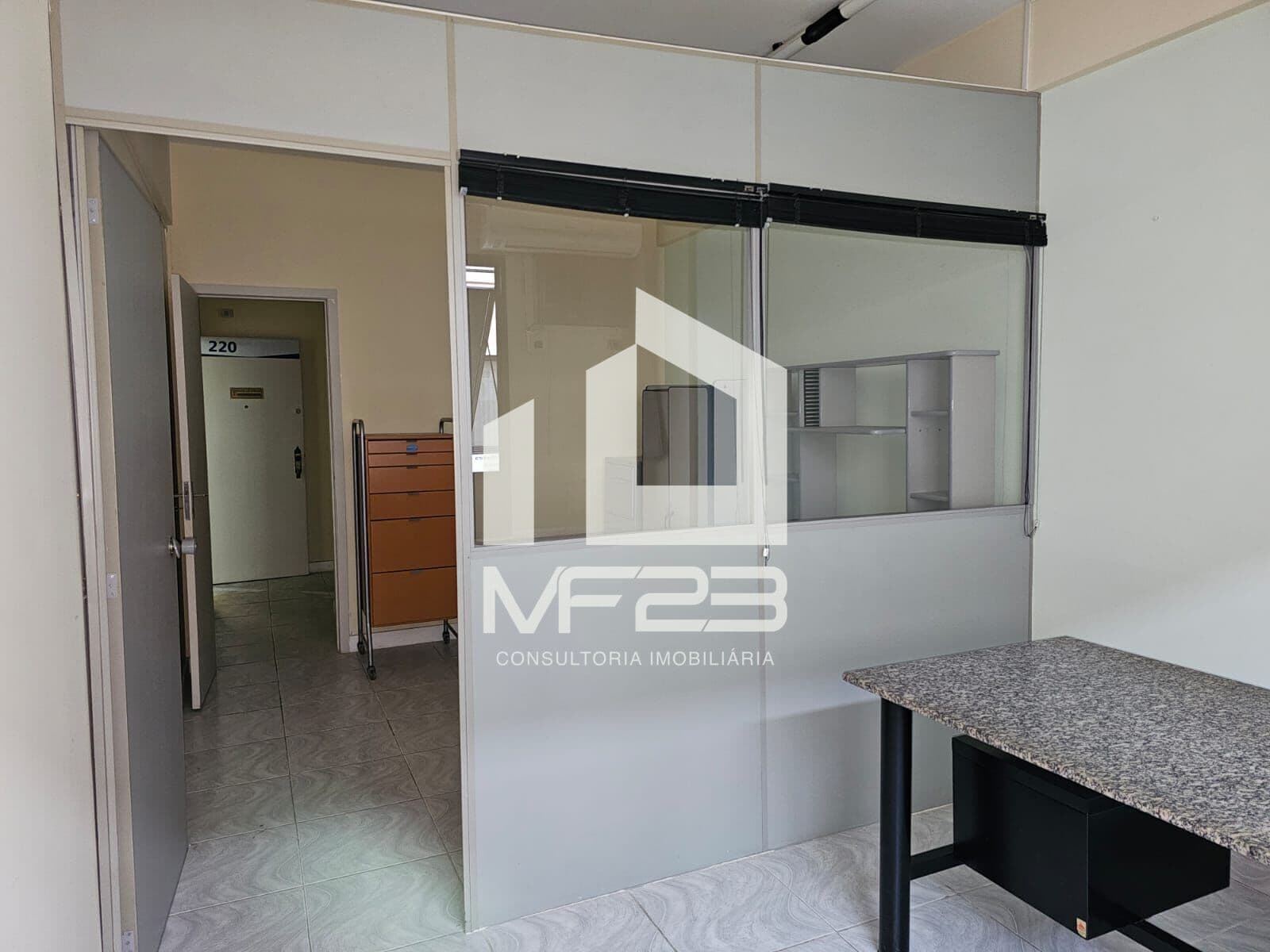 Sala/Conjunto em Rio de Janeiro - Freguesia (Jacarepaguá)
