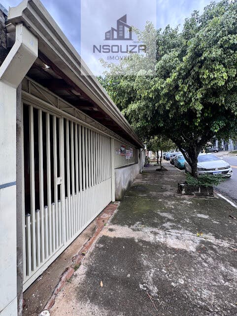 Casa com 03 Dormitórios para venda jardim Nova Europa