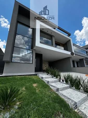 Casa com 03 Dormitórios suíte