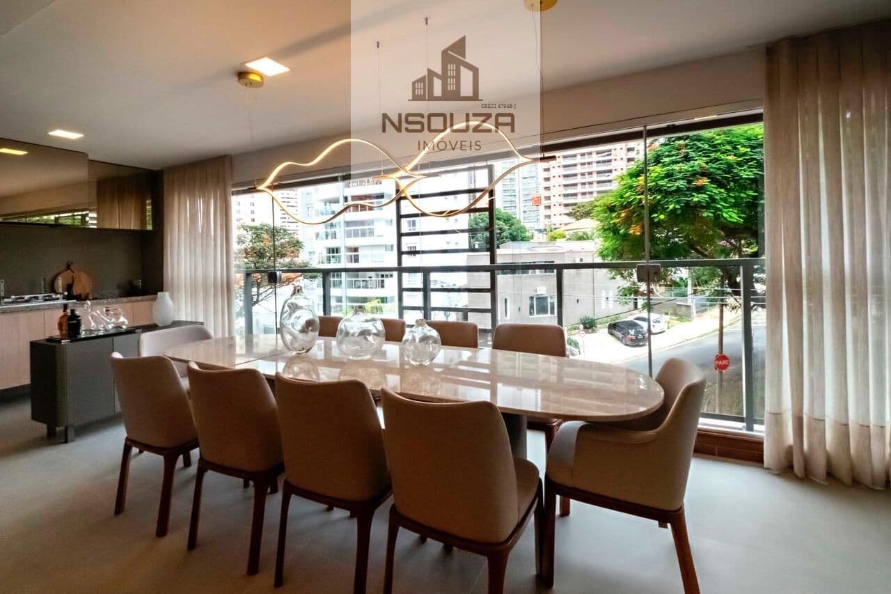 Apartamento Alto Padrão em Cambuí, Campinas/SP