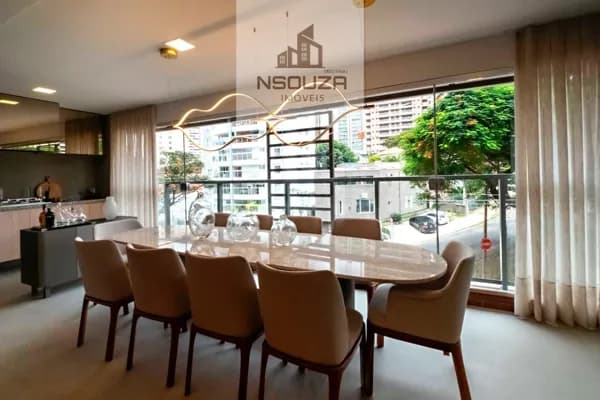 Apartamento Alto Padrão em Cambuí, Campinas/SP