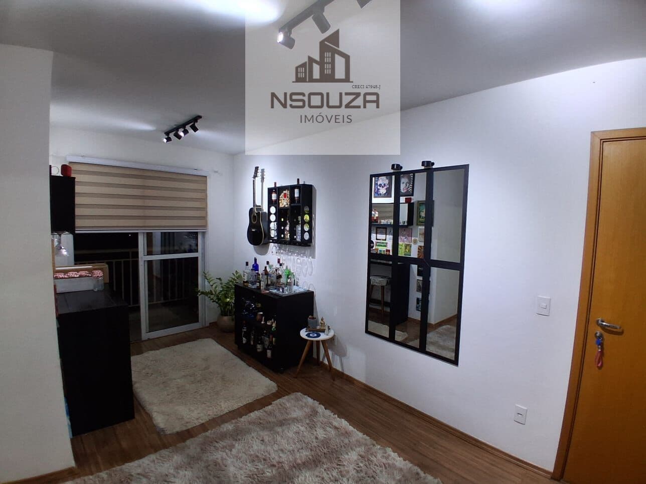 Apartamento com 02 Dormitórios - Bairro Paulicéia Campinas/sp