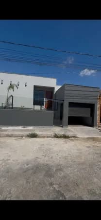 Casa no Montreal com amplo espaço pra lazer