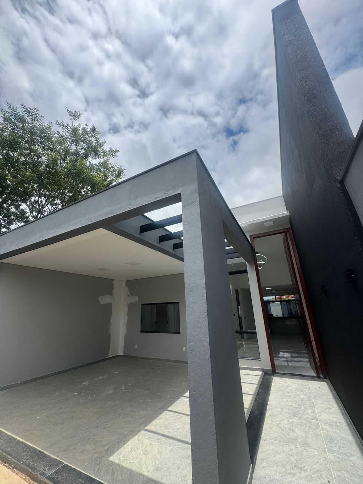 Casa Moderna à Venda no Iporanga