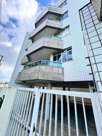 Apartamento com varanda no Panorama(4Qtos)