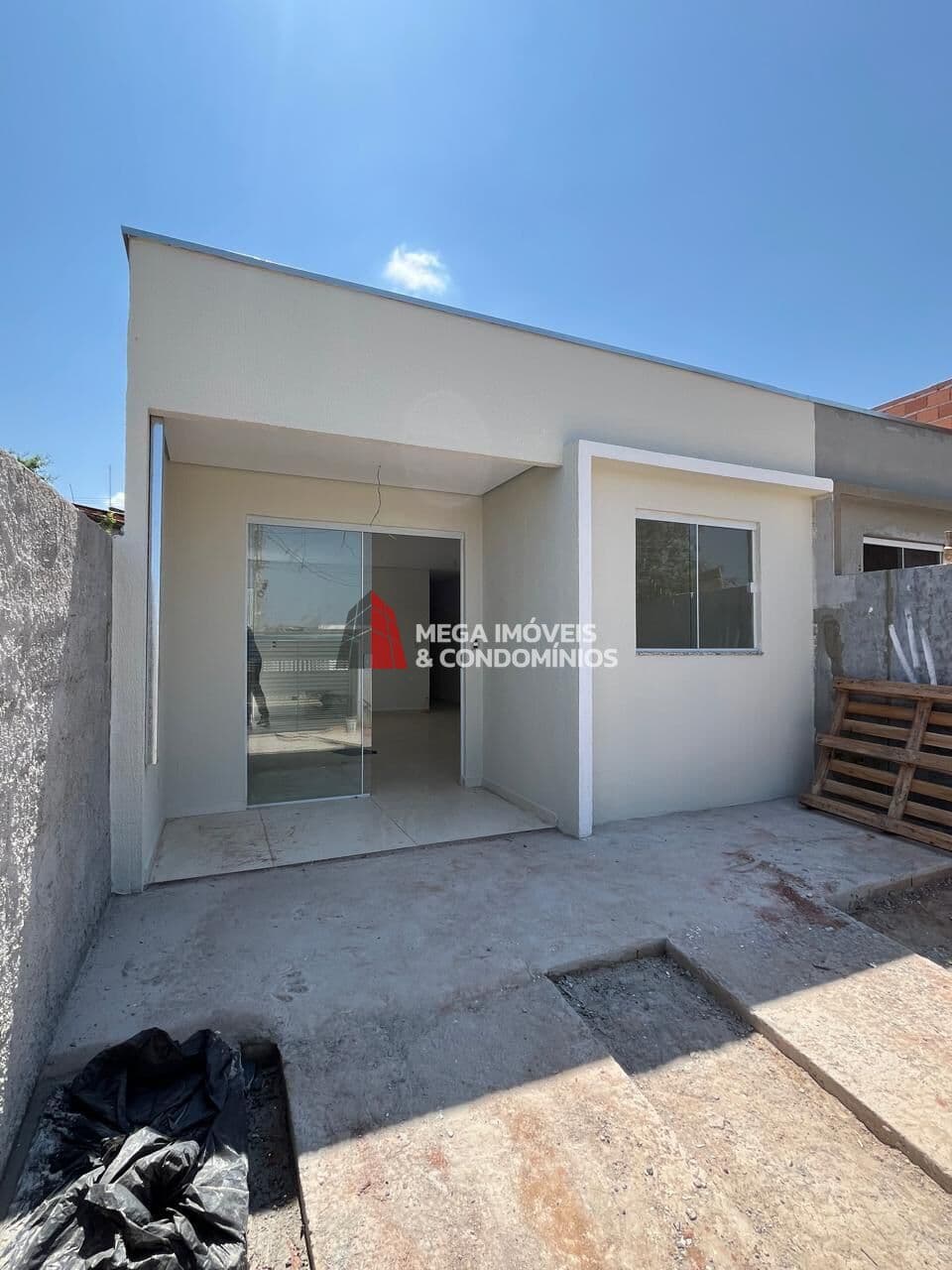 Casa Padrão a venda no Jardim São Felipe de 3 dormitórios