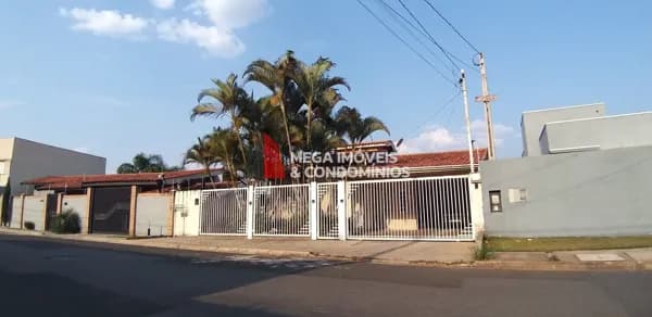 Casa com 3 dormitórios à venda, 180 m² por R$ 1.100.000,00 - Jardim Paulista - Atibaia/SP