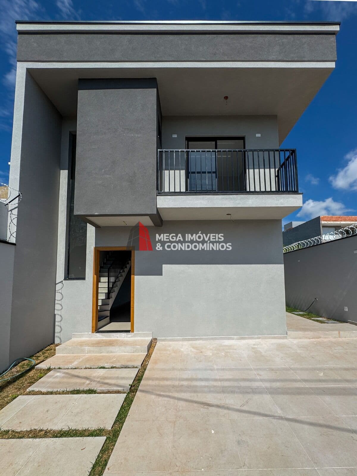 Sobrado em Atibaia - Residencial Jardins da Catalunha