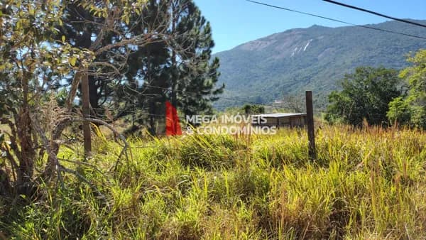 Terreno com vista maravilhosa para PEDRA GRANDE