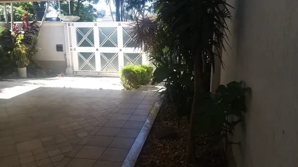 Sobrado com 5 dormitórios à venda, 290 m² por R$ 1.580.000,00 - Jardim Floresta - Atibaia/SP