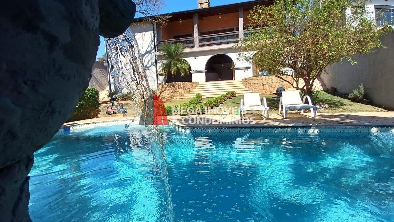 Casa Padrão a venda no Jardim dos Pinheiros