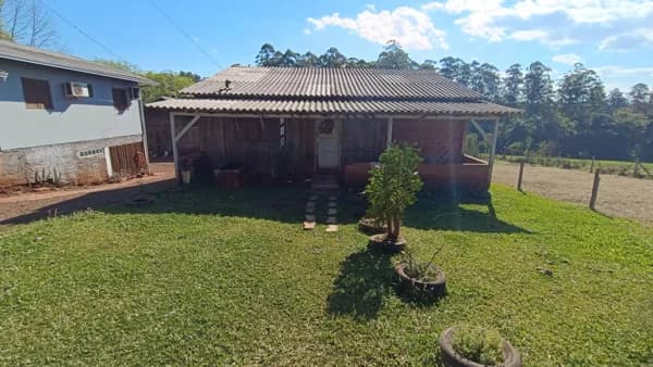 Casa em Mato Leitão - Santo Antônio