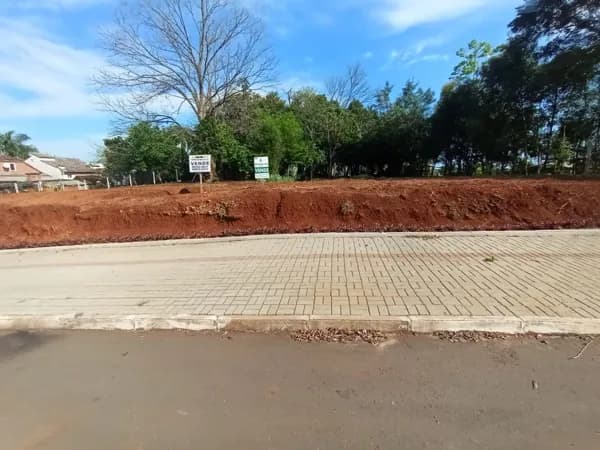 Lote/Terreno em Mato Leitão - Centro