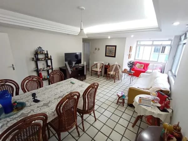 Apartamento a venda no Bairro das Graças