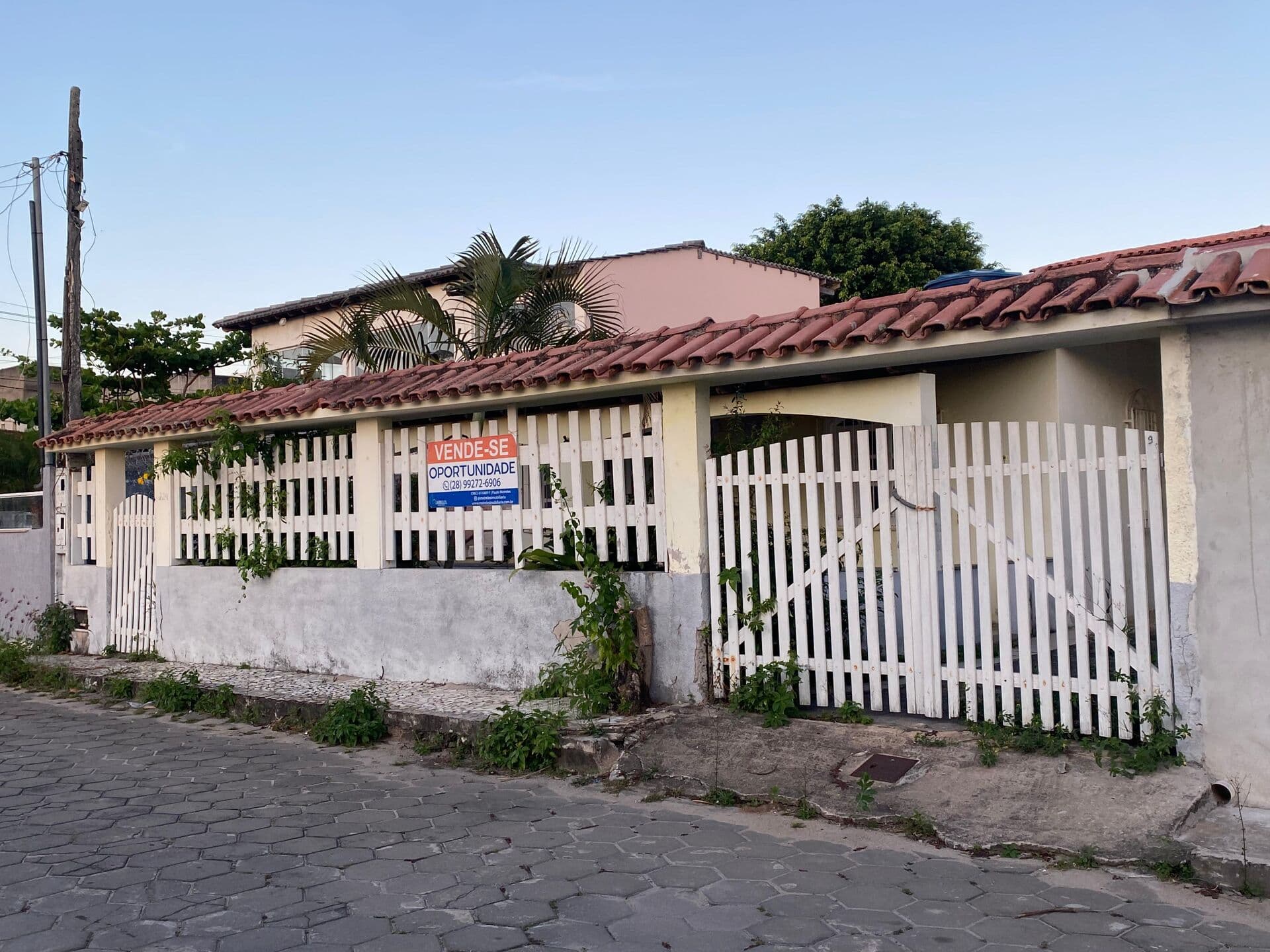 Casa Padrão em Itaipava - 300 metros da Avenida Principal