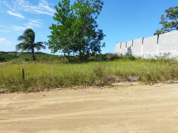 Excelente Lote em Cajueiro - Piúma/ES