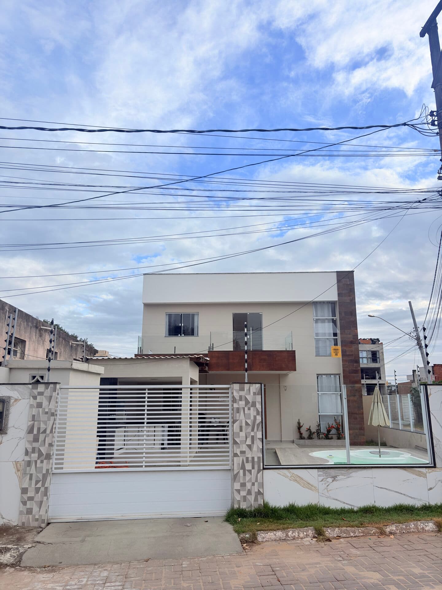 Duplex Alto Padrão em Itaipava, próximo à praia