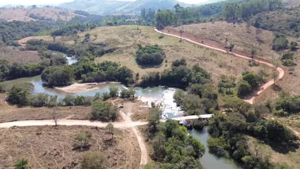 Fazenda/Sítios/Chácaras em Passos - Área Rural de Passos