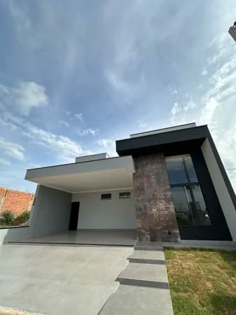Casa de Condomínio em Leme - Jardim Nova Leme
