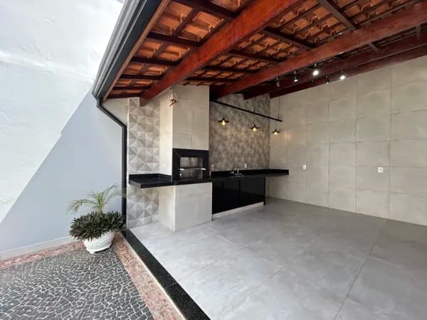 Casa no Bairro Barra Funda - Leme/SP
