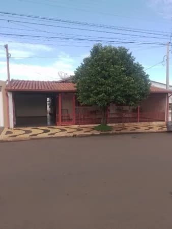 Casa em Leme - Centro