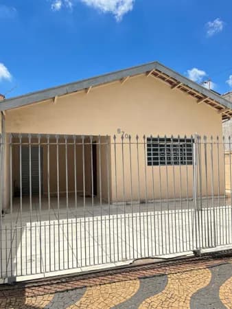 Casa em Jardim Amália, Leme/SP