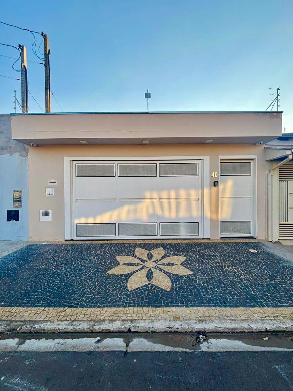 Casa em Jardim Serelepe, Leme/SP