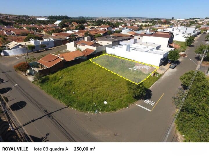 Lote/Terreno em Leme - Jardim Royal Ville