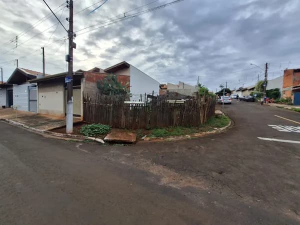 Lote/Terreno em Leme - Jardim Isabel Cristina