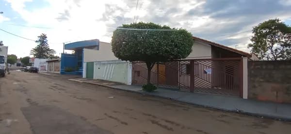 Casa em Leme - Parque Residencial Itamaraty