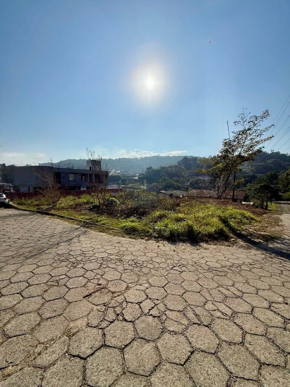 Terreno de Alto Padrão - 497,49 m² | Próximo ao SESC | Parcelamento Direto!