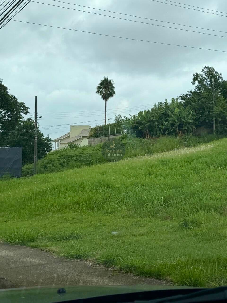 Terreno à Venda no Bairro Pio Corrêa