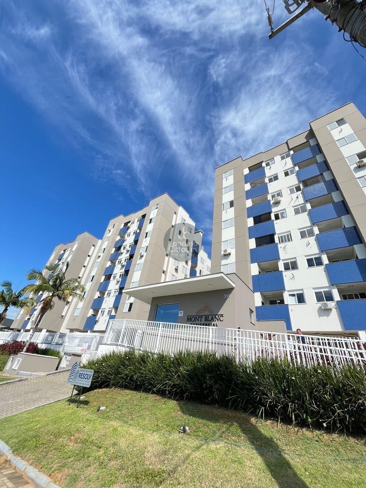 Apartamento 03 dormitórios | Vista limpa para cidade
