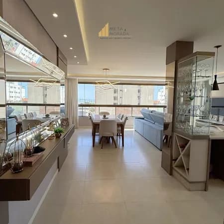Apartamento em Laguna - Centro