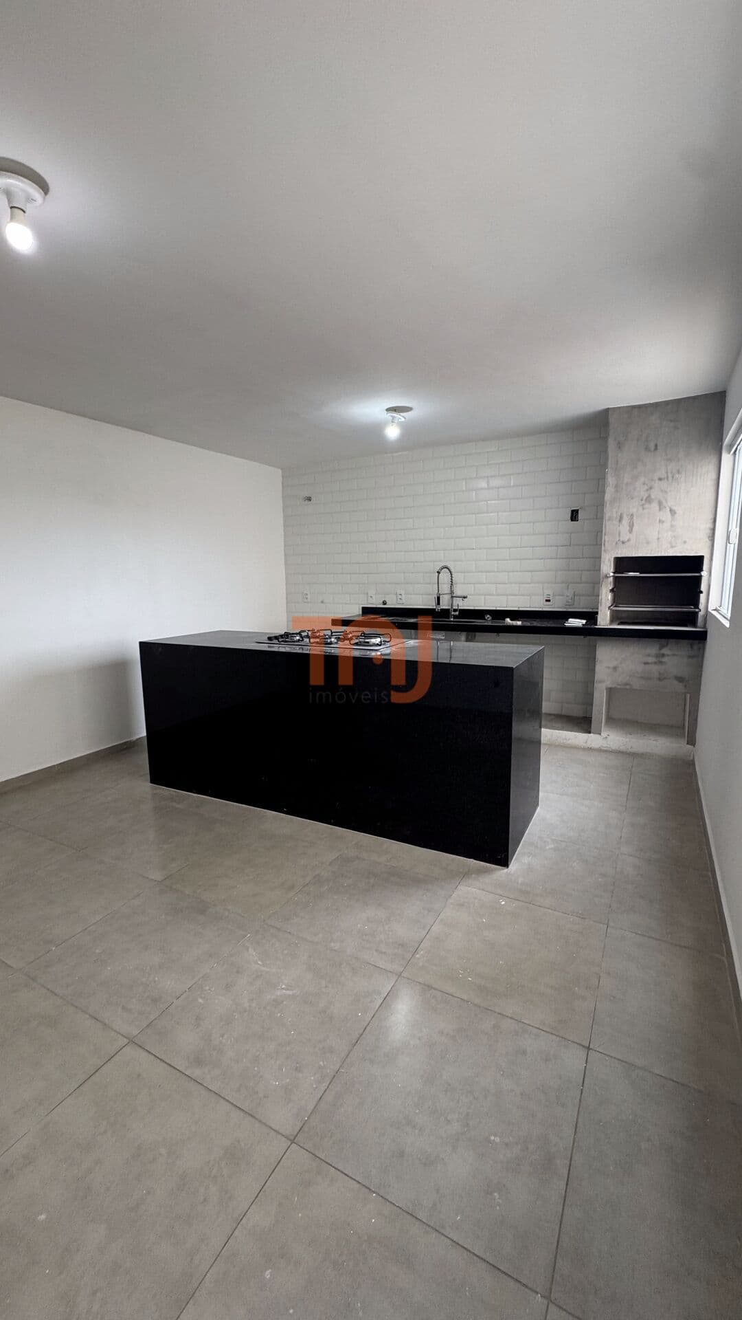 Casa à venda no Bairro Cruzeiro, com 2 dormitórios sendo 1 suíte com closet em Pouso Alegre/MG