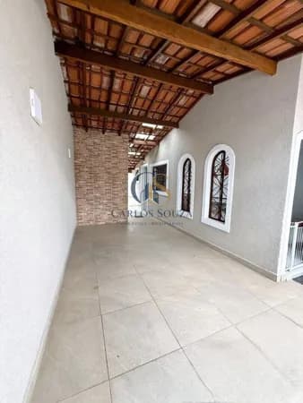 Reformada e Pronta para Morar no Coração do Atibaia Jardim