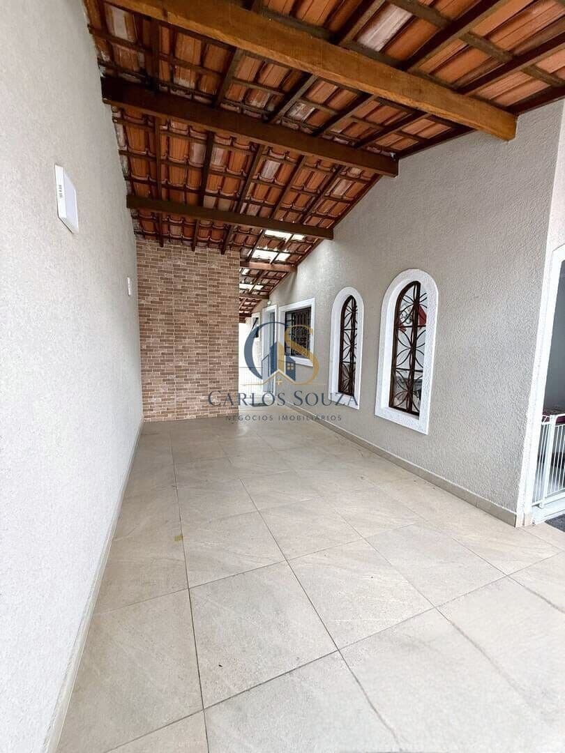 Reformada e Pronta para Morar no Coração do Atibaia Jardim