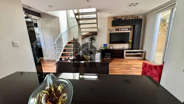 PORTEIRA FECHADA - Sobrado em condomínio no Residencial Jardins com 3 dormitórios, mobiliado e ar condicionado