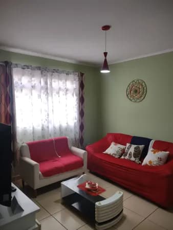 Loucura, Loucura. **Grande oportunidade**. Excelente apartamento no Forte, semi mobiliado, de 02 dormitórios com sacadas.