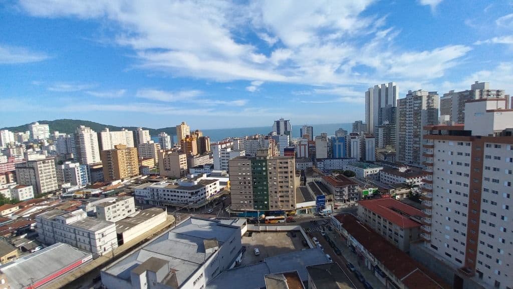 Loucura, Loucura. **Grande oportunidade**. Excelente apartamento no Boqueirão de Praia grande, de 02 dormitórios, sendo 01 suíte.