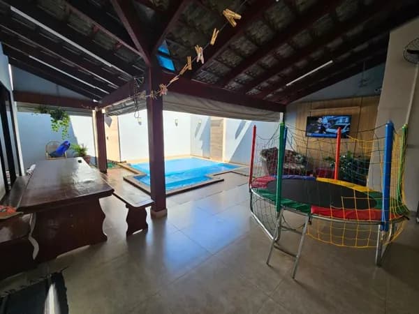 Casa com 5 quartos à venda bairro Jardim Botânico - Uberlândia/MG