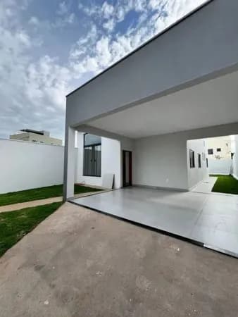 Casa com 3 quartos à venda no Bairro Jardim Holanda - Uberlândia/MG