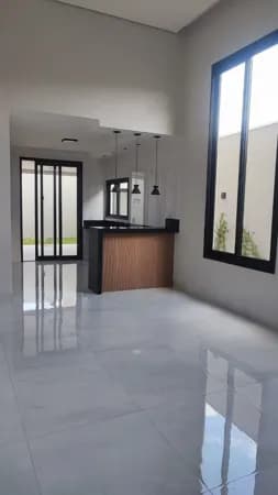 Casa com 3 quartos à venda no Bairro Aclimação - Uberlândia/MG